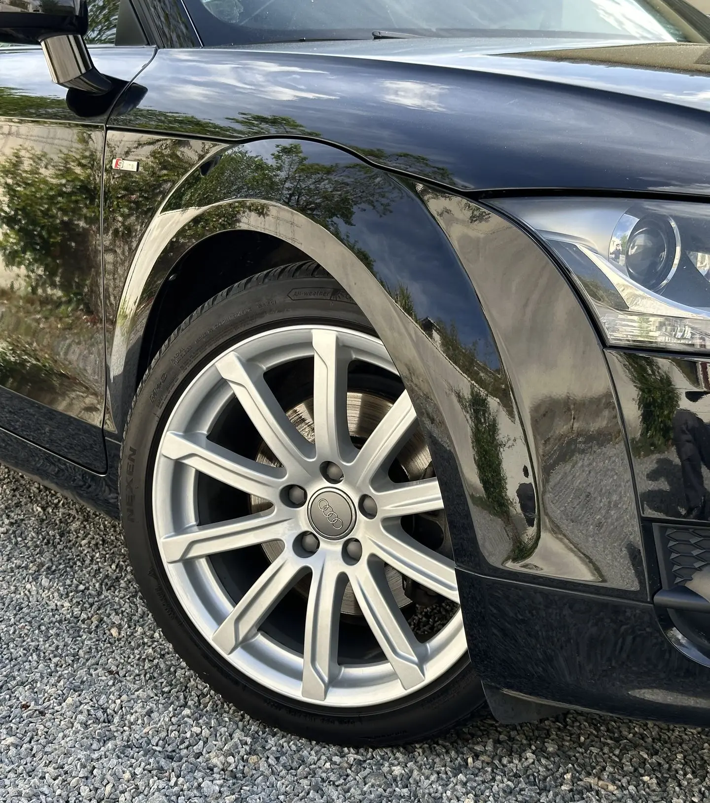 extérieur de voiture propre